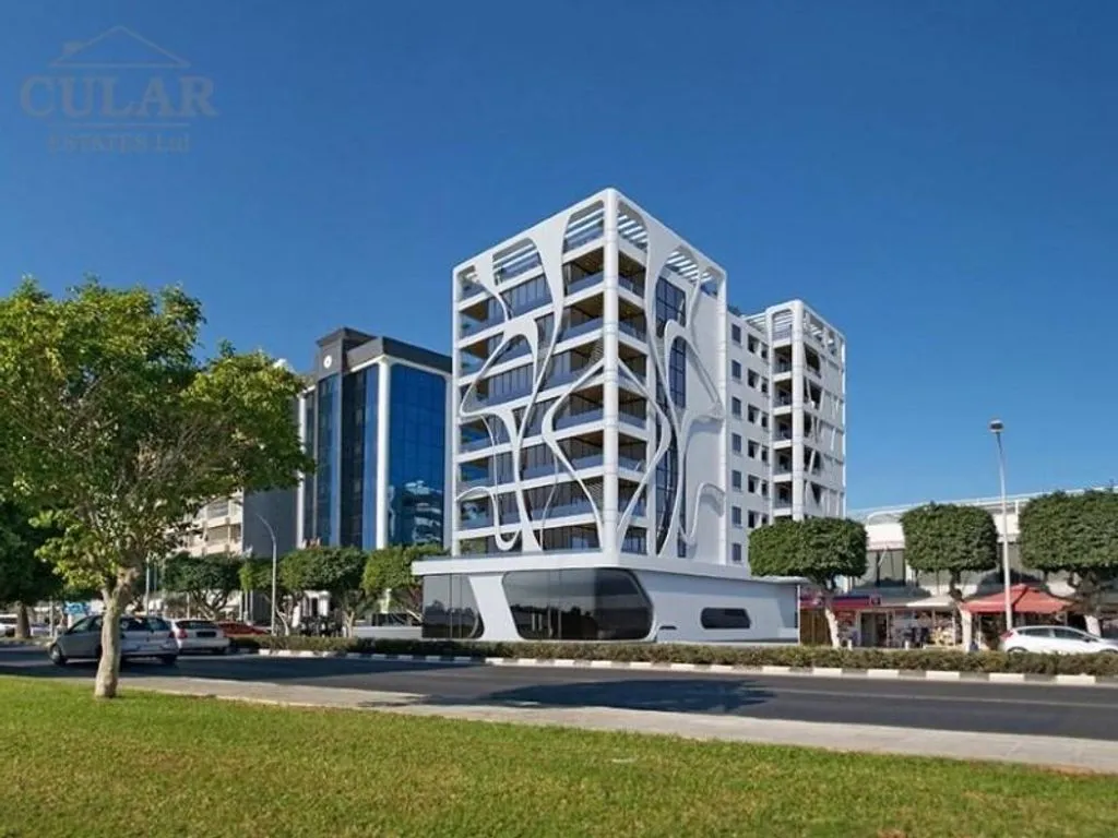 Flat 371m² in Cyprus, Limassol. Priced at 5300000€ rent photo-3