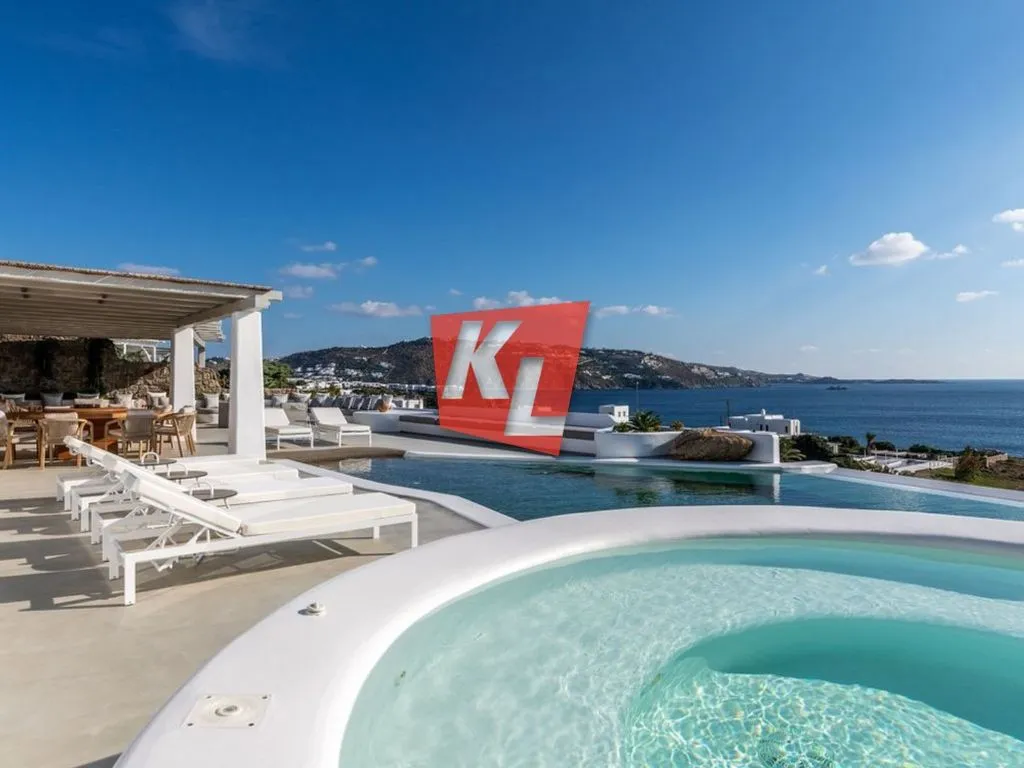House 725m² in Greece, Mykonos. Priced at 7500000€ rent photo-2