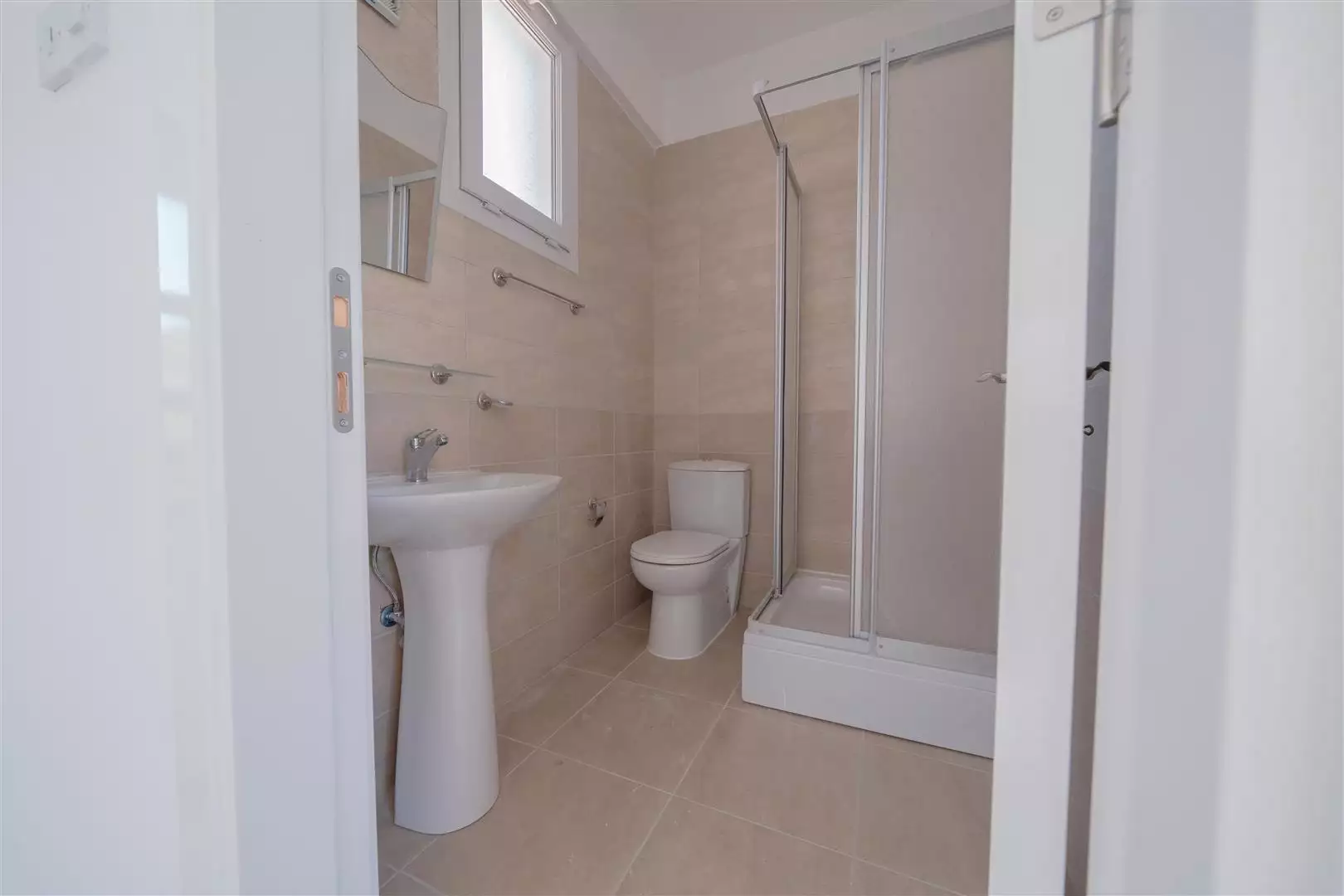 Villa 118m² in Cyprus, Karshiyaka. Priced at 260000£ rent photo-24
