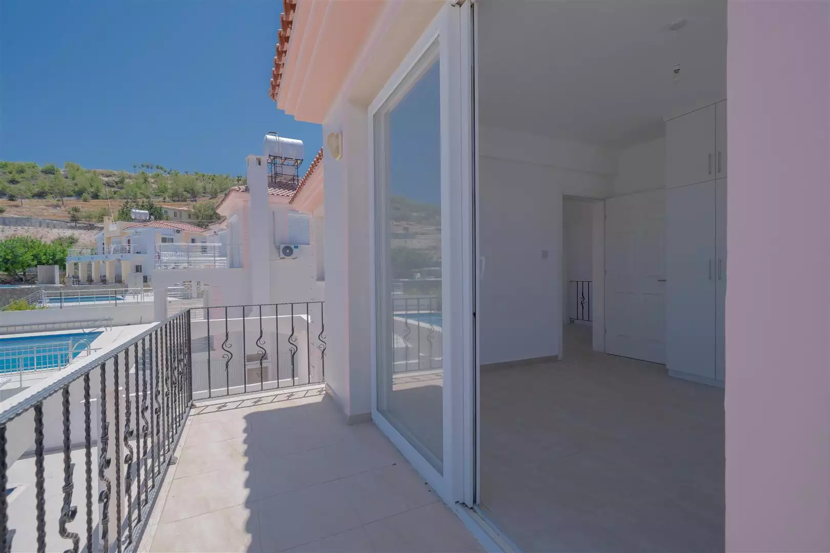 Villa 118m² in Cyprus, Karshiyaka. Priced at 260000£ rent photo-26