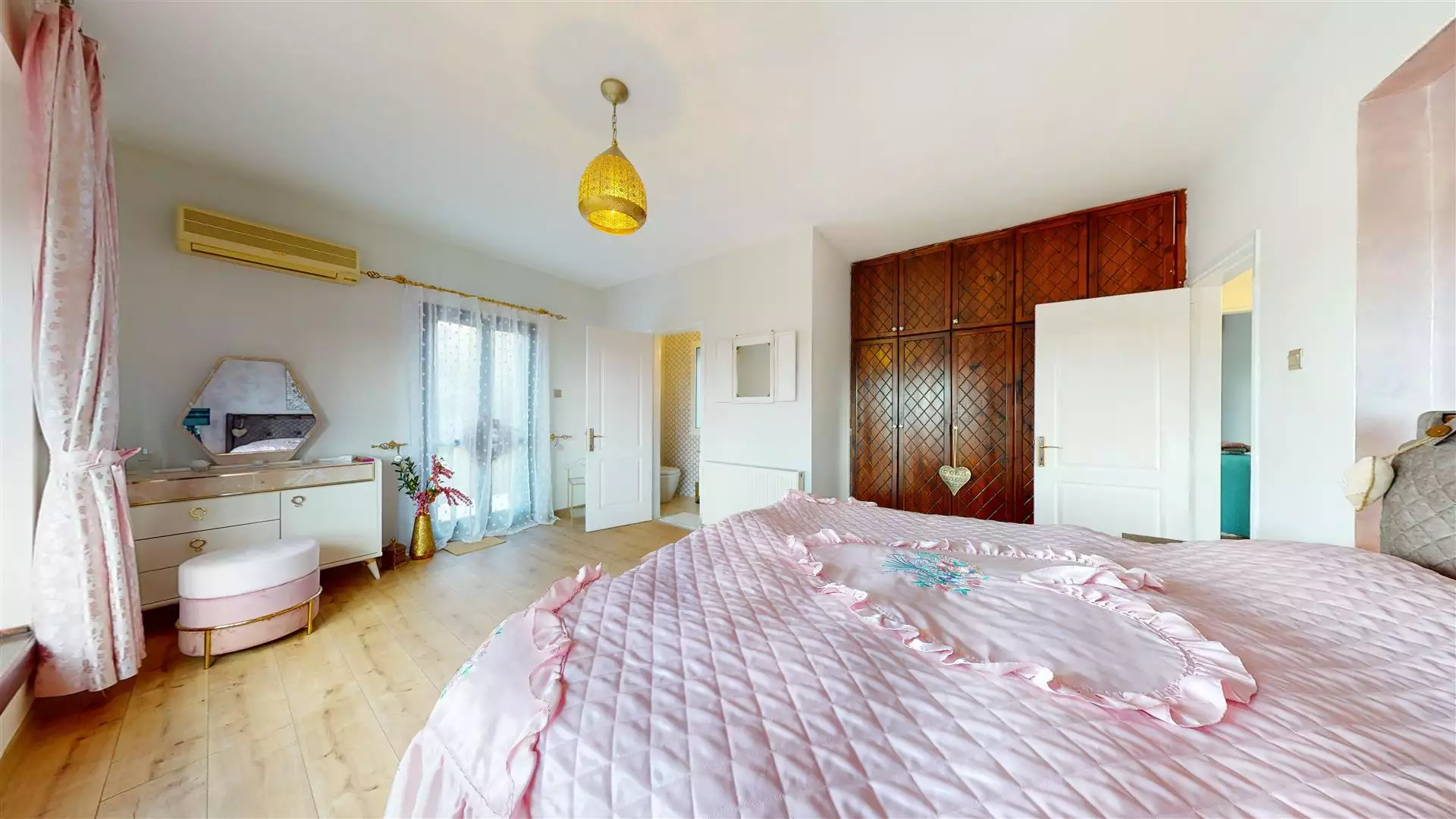 Villa 77m² in Cyprus, Alsanjak. Priced at 375000£ rent photo-32