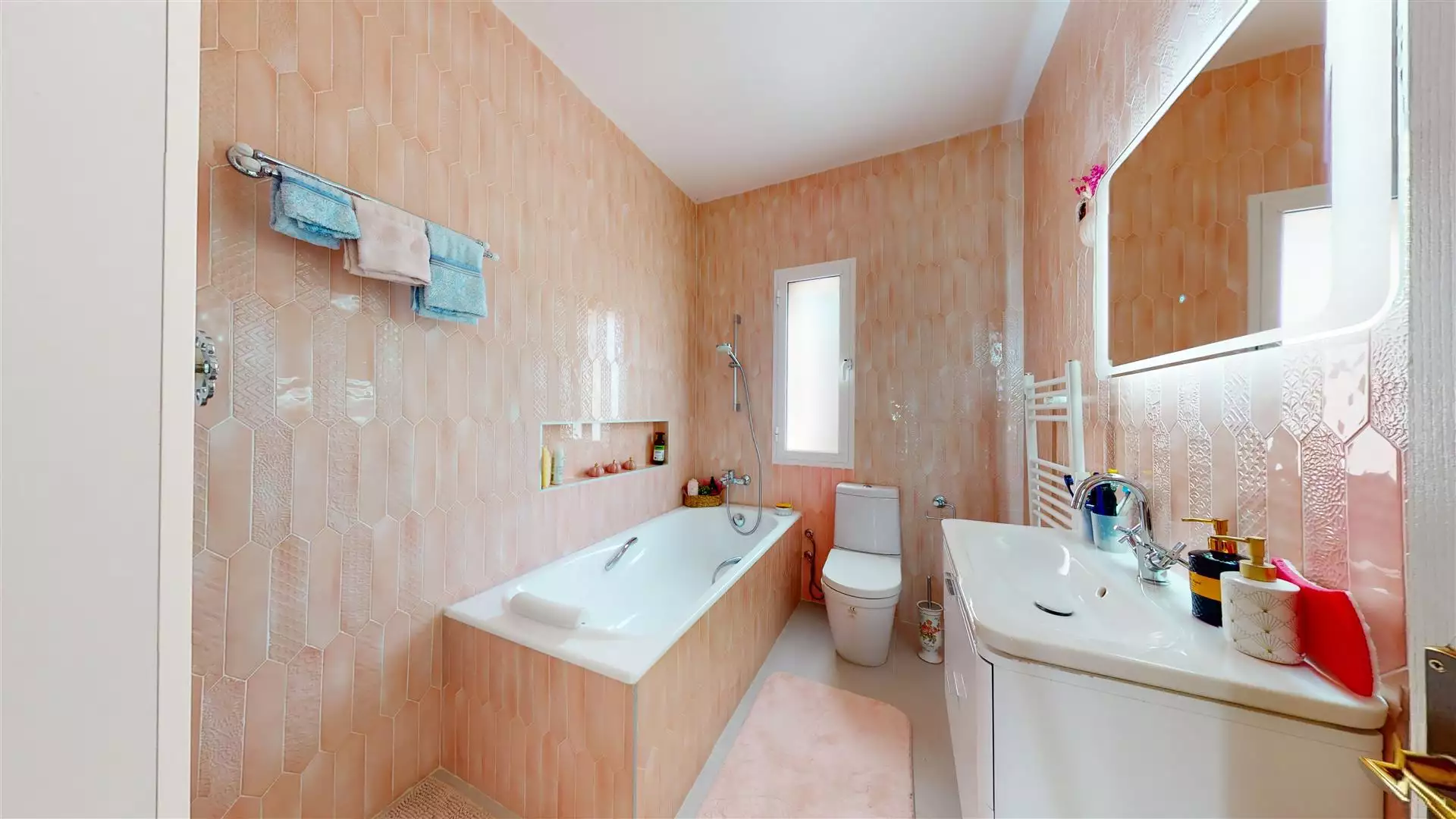 Villa 77m² in Cyprus, Alsanjak. Priced at 375000£ rent photo-37
