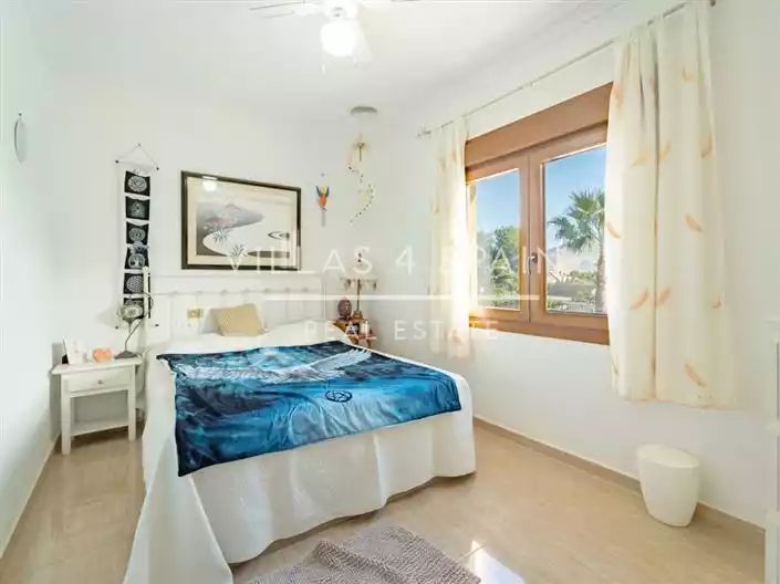 House 162m² in Spain, Orihuela. Priced at 299950€ rent photo-29