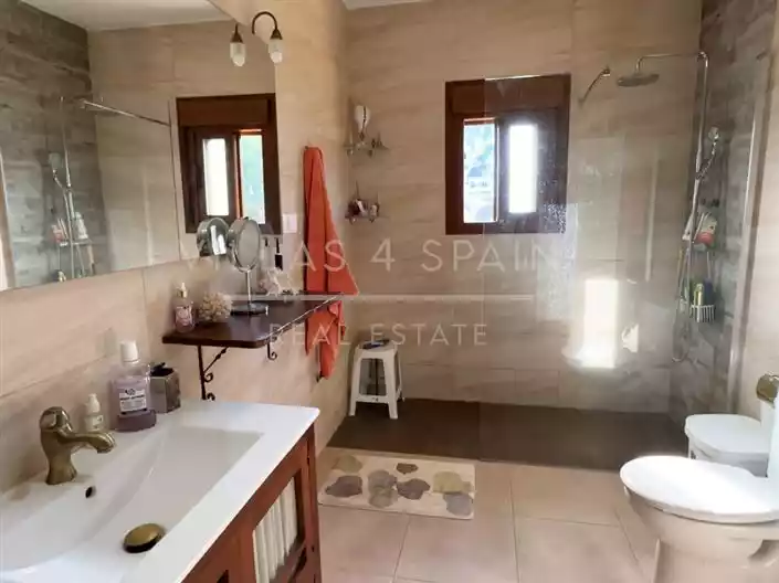House 162m² in Spain, Orihuela. Priced at 299950€ rent photo-31