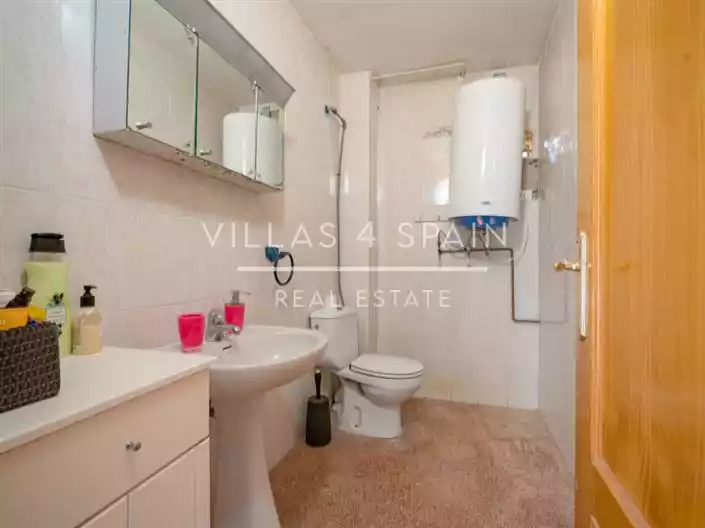 House 162m² in Spain, Orihuela. Priced at 299950€ rent photo-42