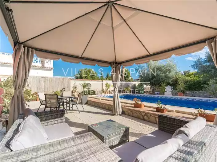 House 162m² in Spain, Orihuela. Priced at 299950€ rent photo-7