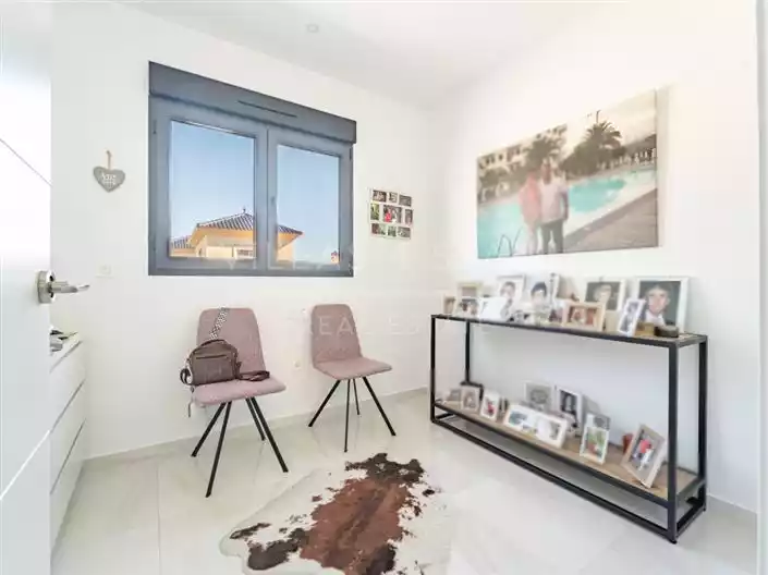 Townhouse 202m² in Portugal, Madeira. Priced at 259000€ rent photo-15