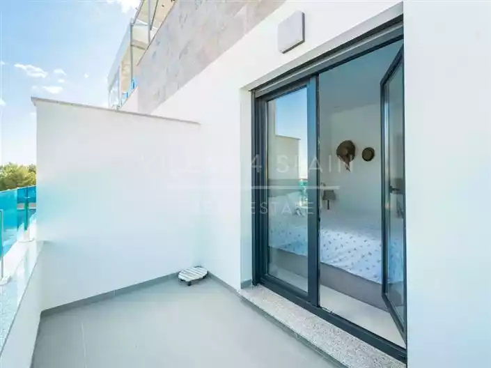 Townhouse 202m² in Portugal, Madeira. Priced at 259000€ rent photo-29
