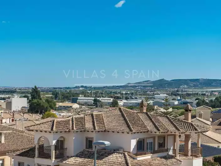 Townhouse 202m² in Portugal, Madeira. Priced at 259000€ rent photo-36