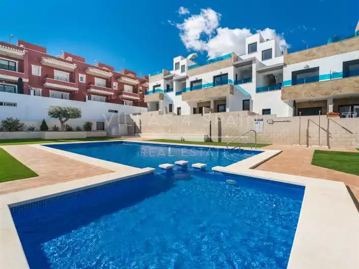 Townhouse 202m² in Portugal, Madeira. Priced at 259000€ rent photo-38