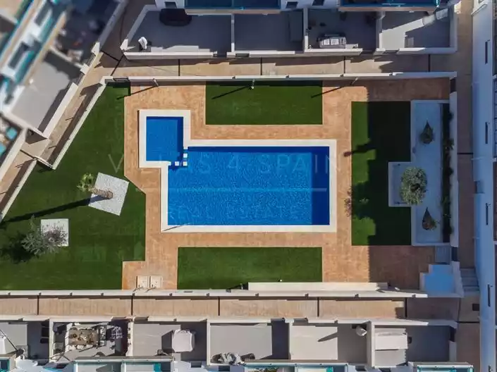 Townhouse 202m² in Portugal, Madeira. Priced at 259000€ rent photo-41
