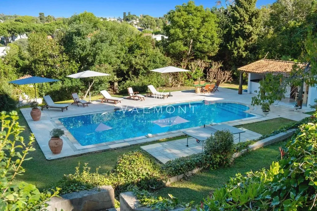 Villa 450m² in Italy, Montignoso. Priced at 8900000€ rent photo-1