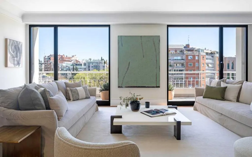 Flat 672m² in Spain, Madrid. Priced at 7300000€ rent photo-3