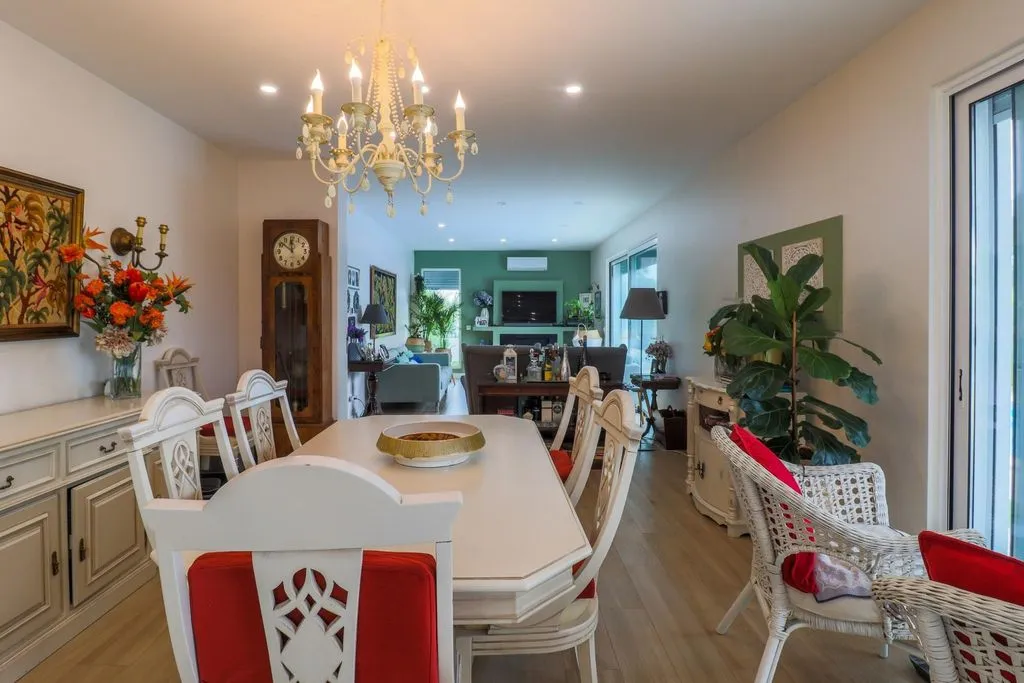 House 198m² in Portugal, Tavira. Priced at 1150000€ rent photo-5