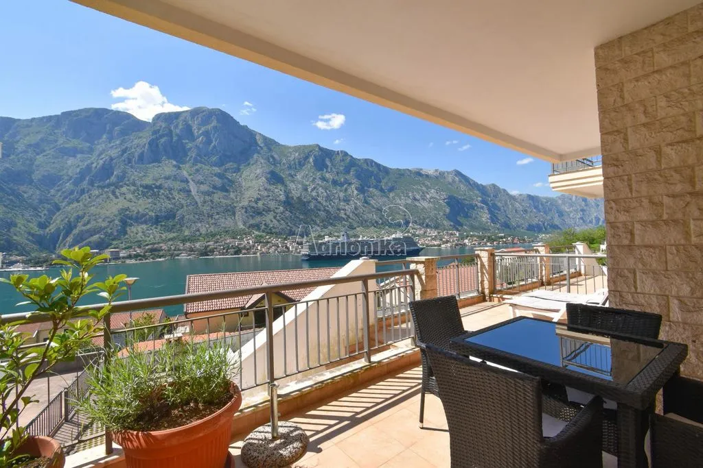 Flat 82m² in Montenegro, Kotor. Priced at 200000€ rent photo-11