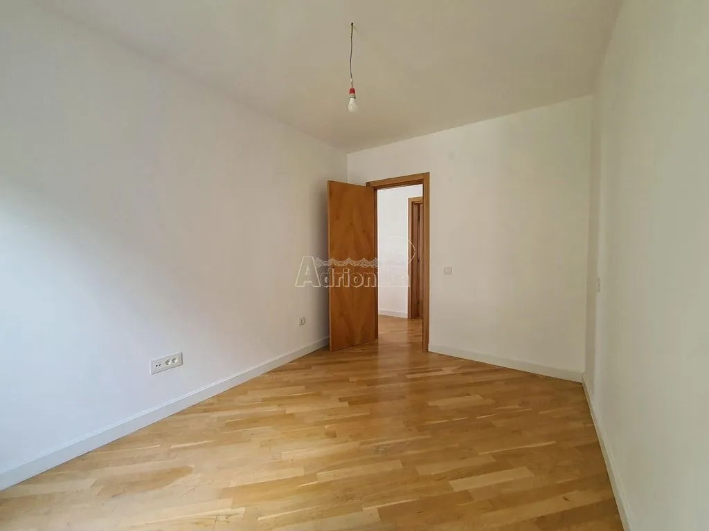 Flat 200m² in Montenegro, Kotor. Priced at 495000€ rent photo-3