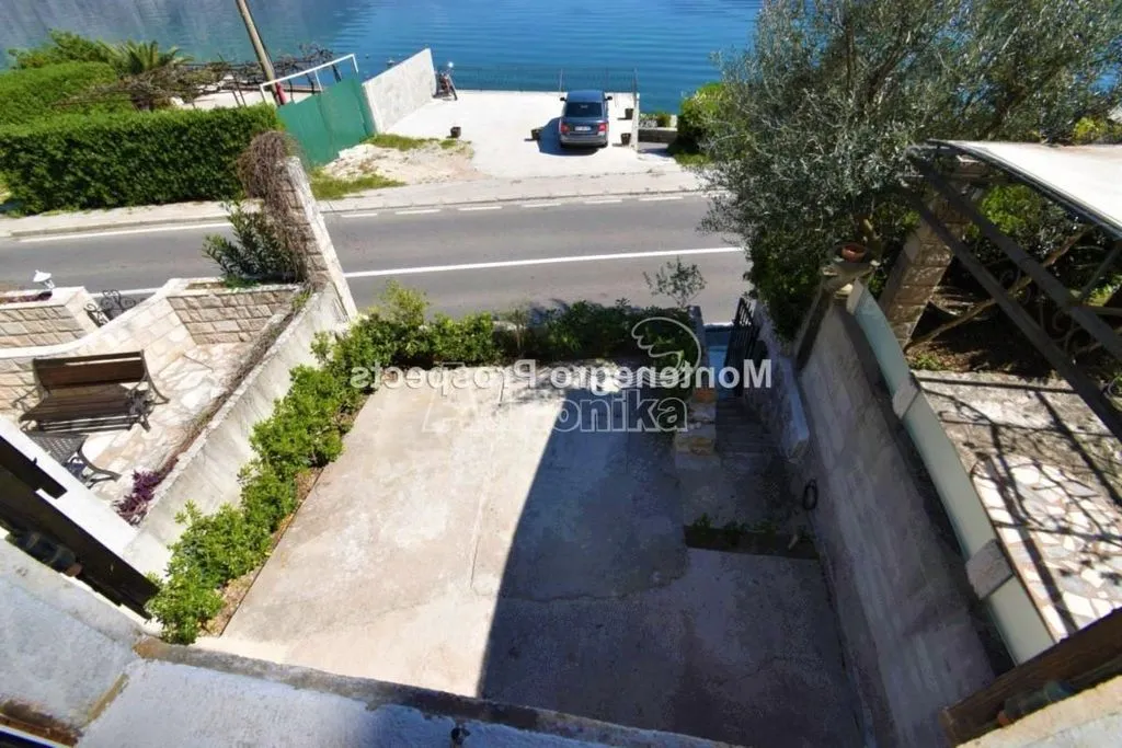 House 129m² in Montenegro, Kotor. Priced at 270000€ rent photo-2