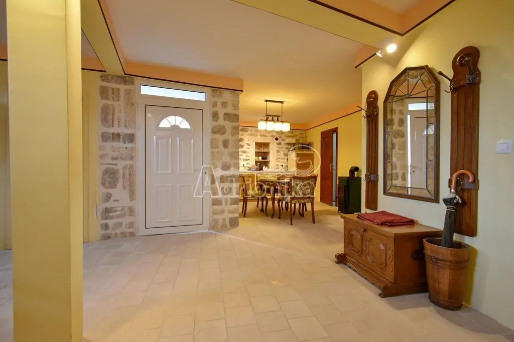 Flat 87m² in Montenegro, Kotor. Priced at 270000€ rent photo-6