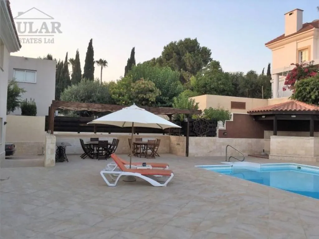 Villa 320m² in Cyprus, Limassol. Priced at 1500000€ rent photo-10