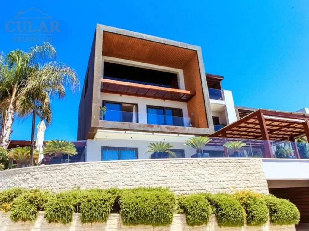 Villa 320m² in Cyprus, Limassol. Priced at 1500000€ rent photo-14
