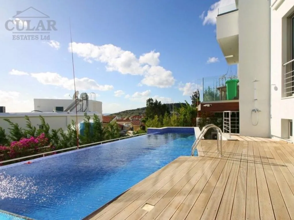 Villa 320m² in Cyprus, Limassol. Priced at 1500000€ rent photo-18