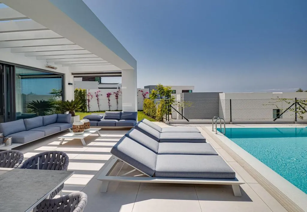 Villa 327m² in Portugal, Oeirash. Priced at 2100000€ rent photo-54