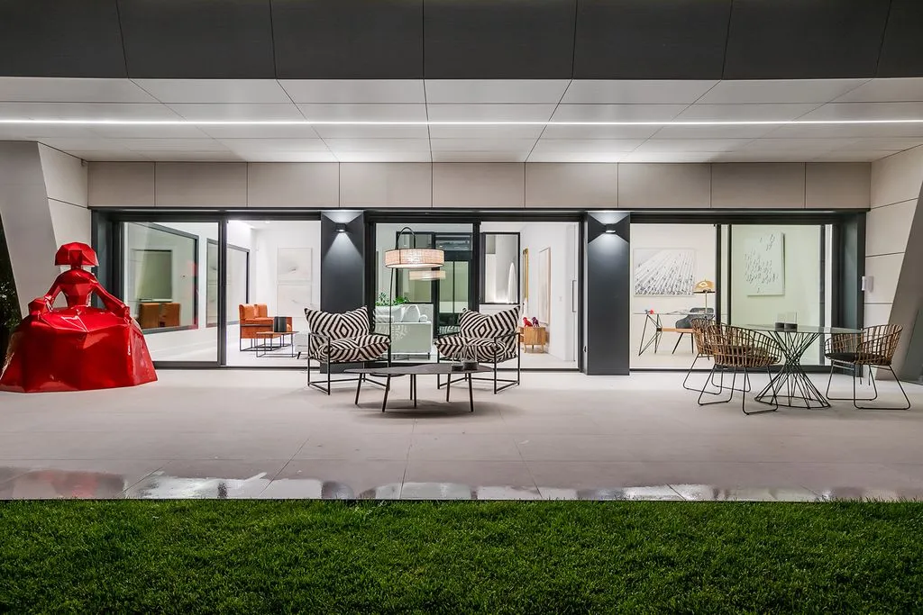 House 1267m² in Portugal, Lisbon. Priced at 7250000€ rent photo-5