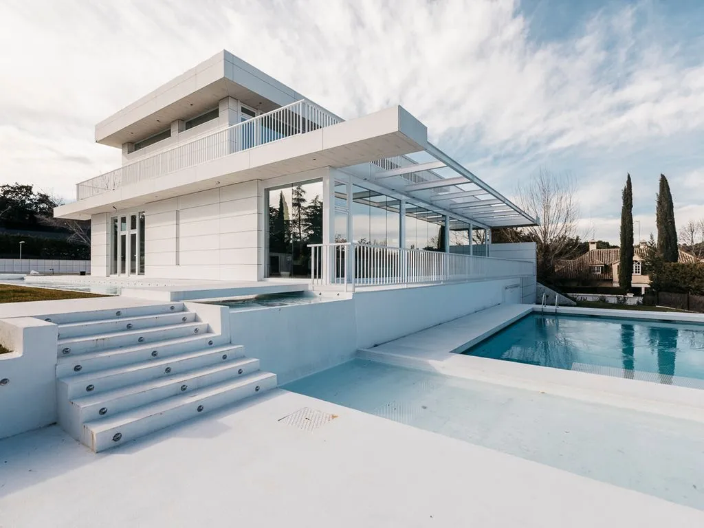 House 1267m² in Portugal, Lisbon. Priced at 7250000€ rent photo-10