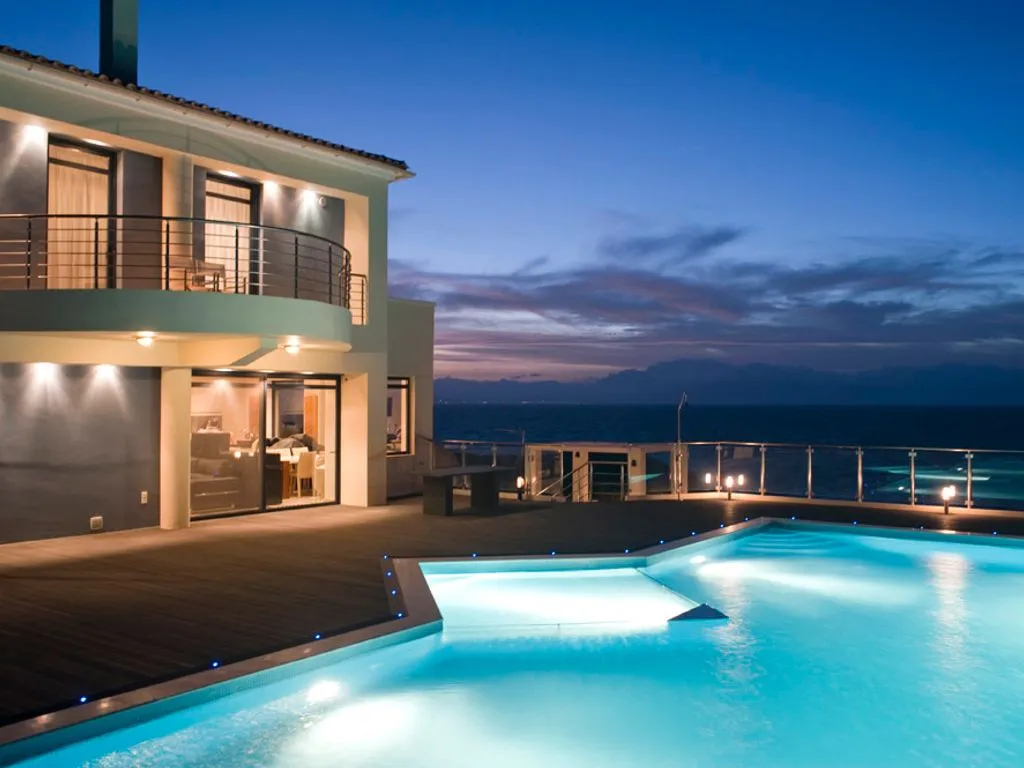 Villa 293m² in Greece, Chania. Priced at 1300000€ rent photo-4