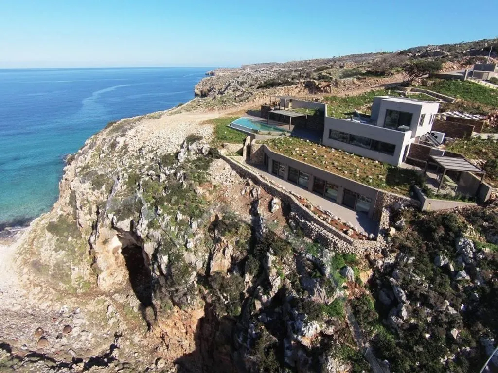 Villa 290m² in Greece, Chania. Priced at 2800000€ rent photo-3