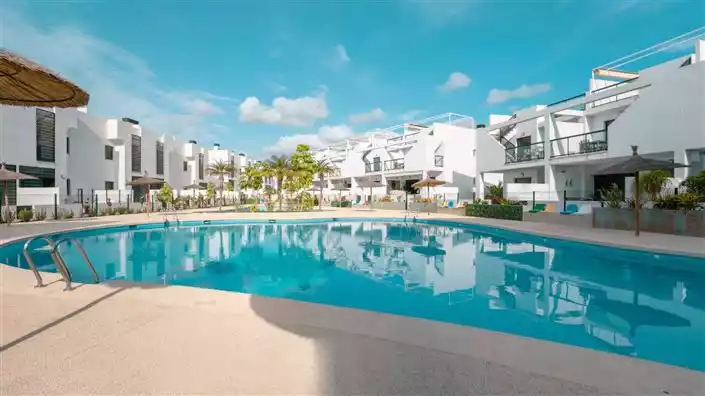 Other Properties 73m² in USA, Washington. Priced at 310000€ rent photo-1
