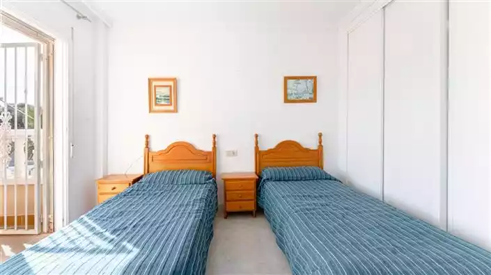 Other Properties 97m² in Spain, Orihuela Costa. Priced at 165000€ rent photo-16