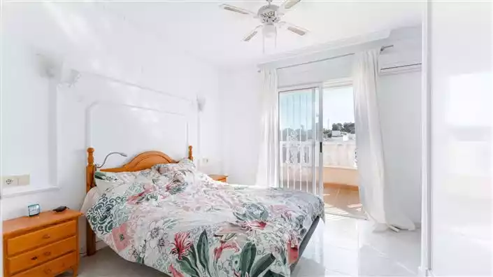 Other Properties 97m² in Spain, Orihuela Costa. Priced at 165000€ rent photo-21