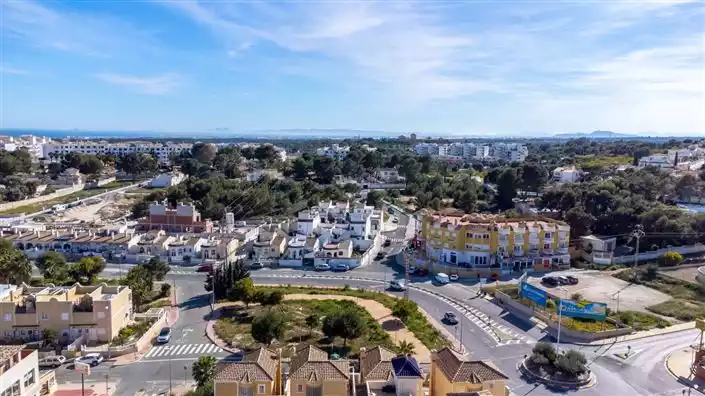 Other Properties 97m² in Spain, Orihuela Costa. Priced at 165000€ rent photo-29