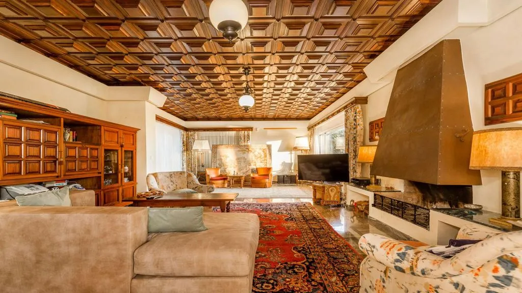 Villa 630m² in Portugal, Oeirash. Priced at 6500000€ rent photo-9