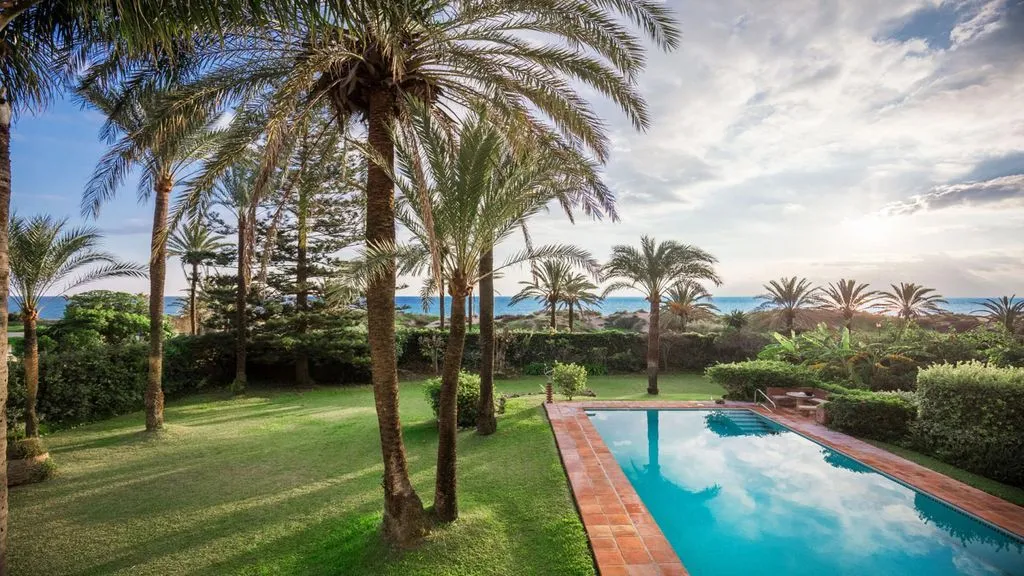 Villa 630m² in Portugal, Oeirash. Priced at 6500000€ rent photo-43