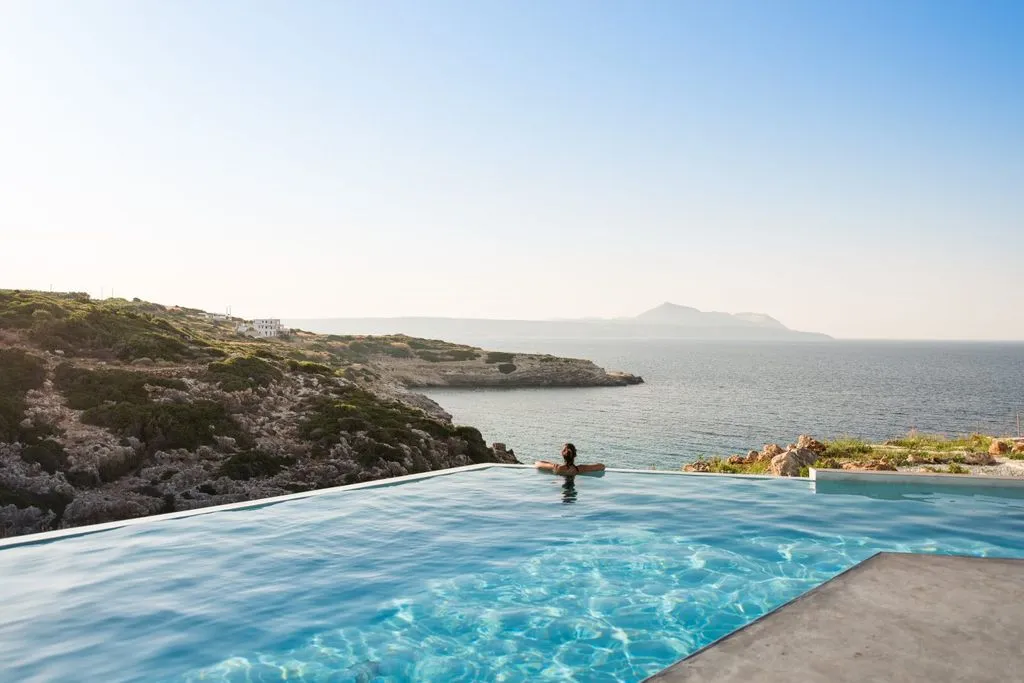 Villa 280m² in Greece, Chania. Priced at 1400000€ rent photo-4