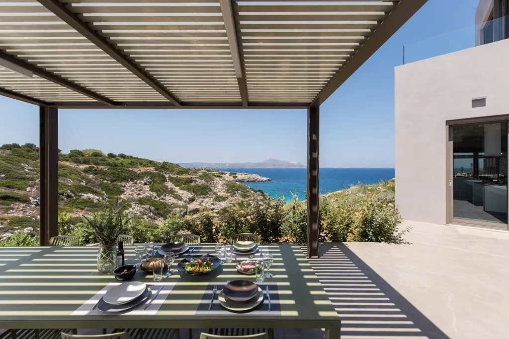 Villa 280m² in Greece, Chania. Priced at 1400000€ rent photo-6