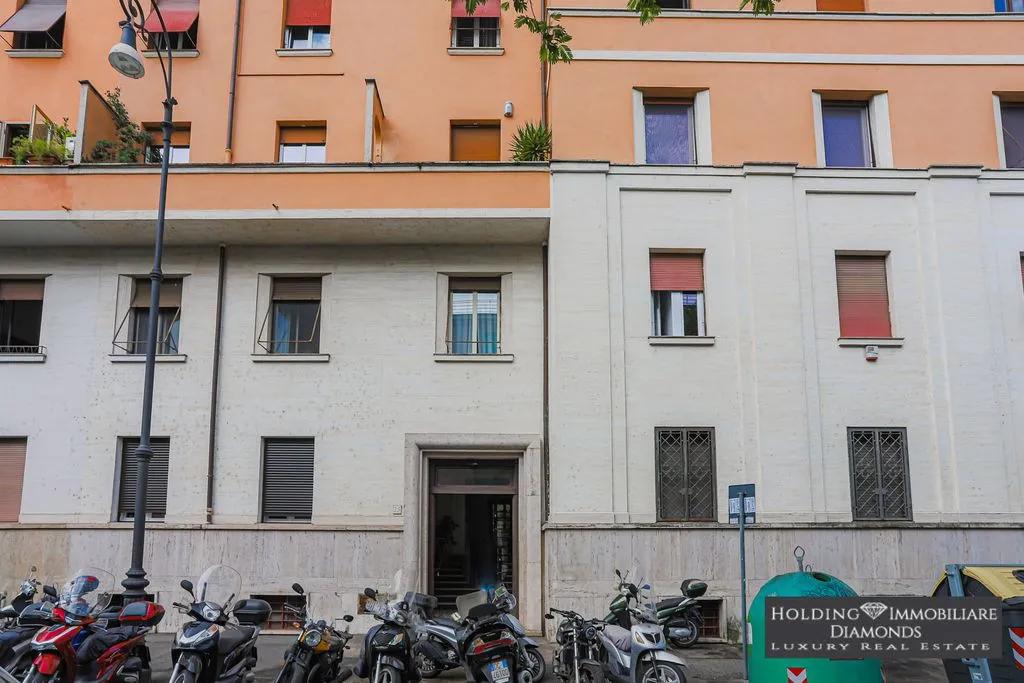 Flat 265m² in Italy, Rome. Priced at 1099000€ rent photo-2