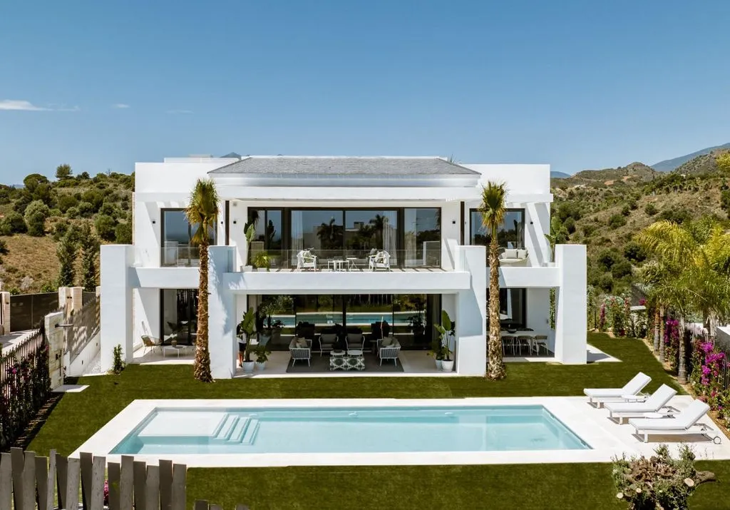 Villa 560m² in Portugal, Oeirash. Priced at 3700000€ rent photo-1