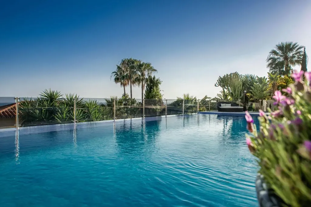 Villa 1054m² in Portugal, Oeirash. Priced at 3500000€ rent photo-6