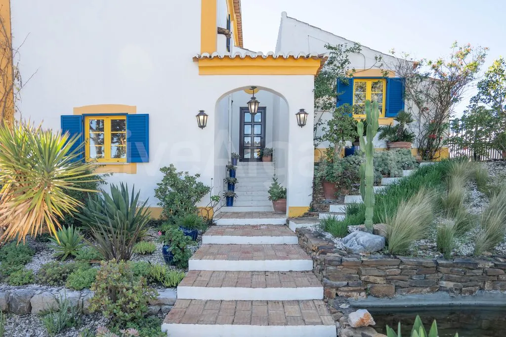 House 416m² in Portugal, Lagos. Priced at 2995000€ rent photo-5
