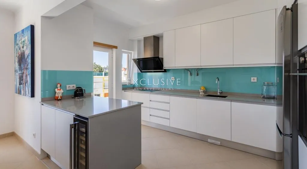 Flat 92m² in Portugal, Portiman. Priced at 695000€ rent photo-6