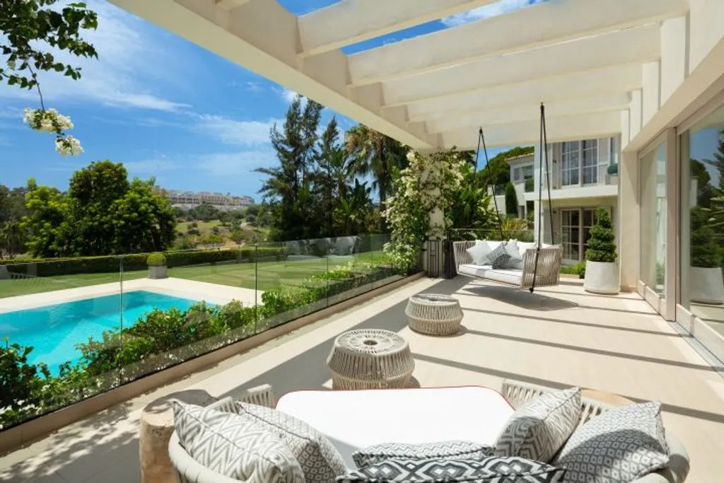 House 702m² in Portugal, Oeirash. Priced at 9680000€ rent photo-6