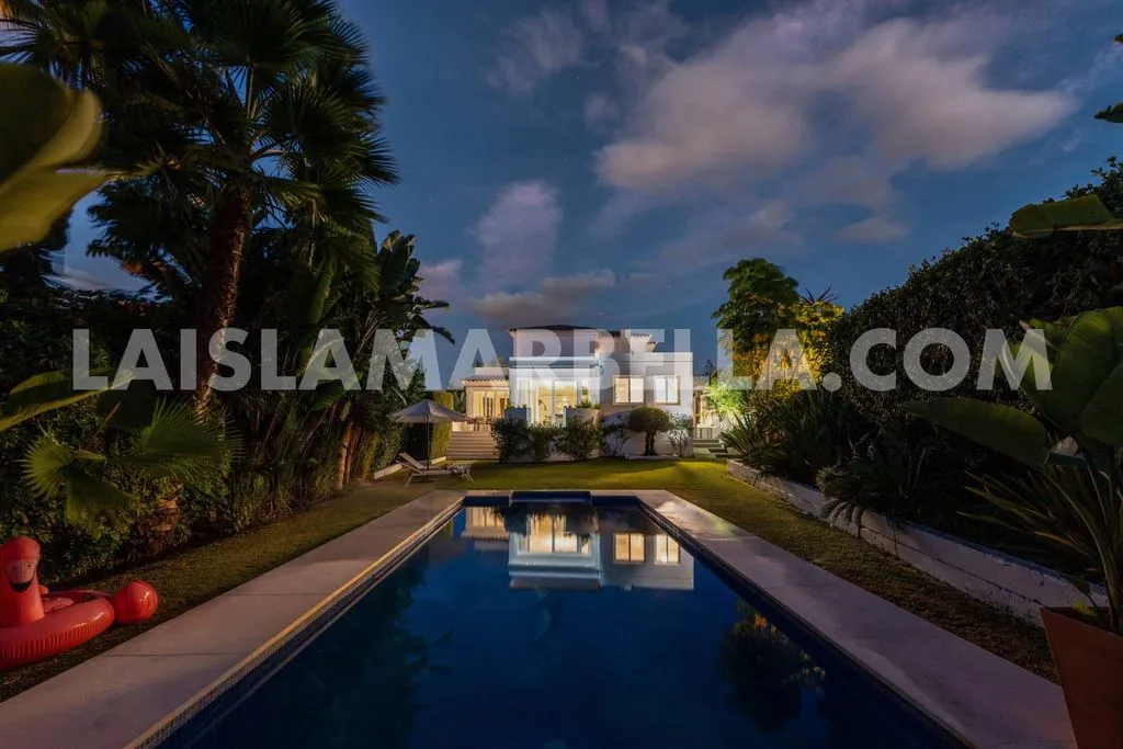 Villa 228m² in Portugal, Oeirash. Priced at 1850000€ rent photo-6