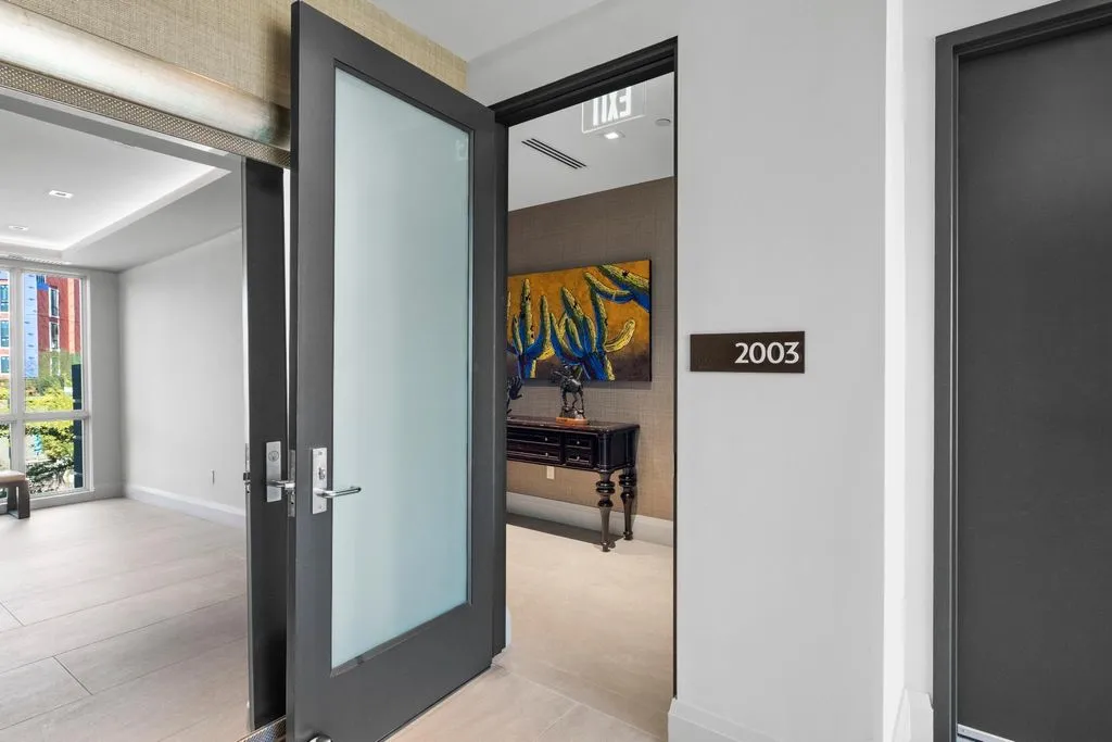 Flat 294m² in USA, Scottsdale. Priced at 2282200€ rent photo-4