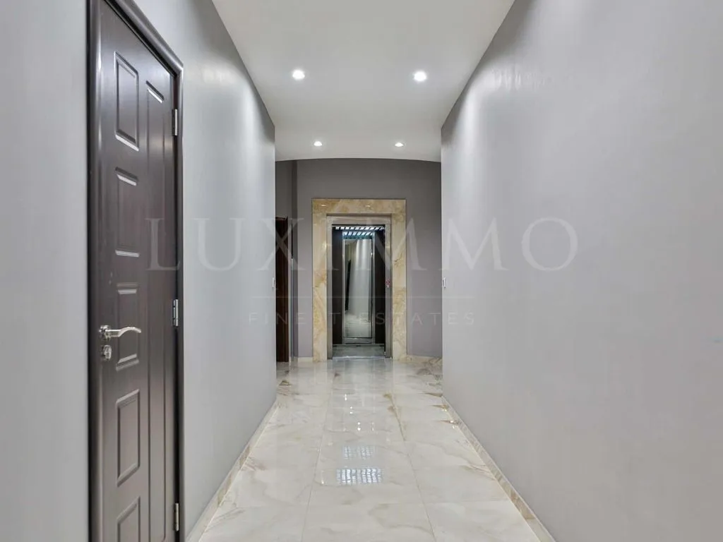 Penthouse 400m² in Bulgaria, Sofia. Priced at 800000€ rent photo-2