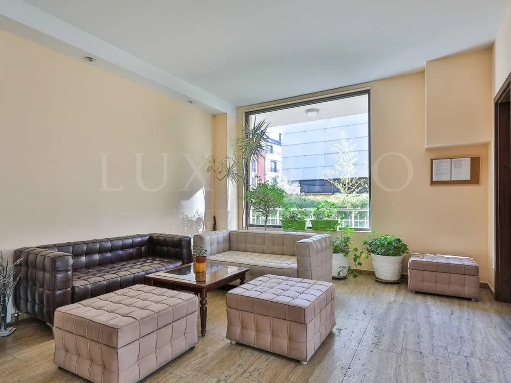 Penthouse 400m² in Bulgaria, Sofia. Priced at 800000€ rent photo-3