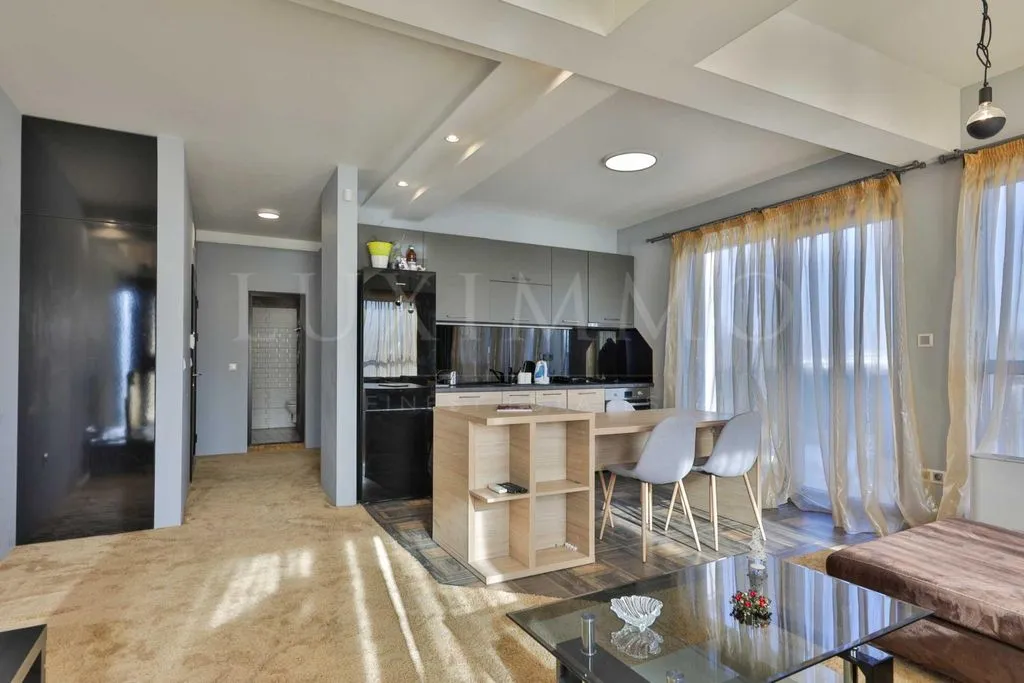 Penthouse 400m² in Bulgaria, Sofia. Priced at 800000€ rent photo-4