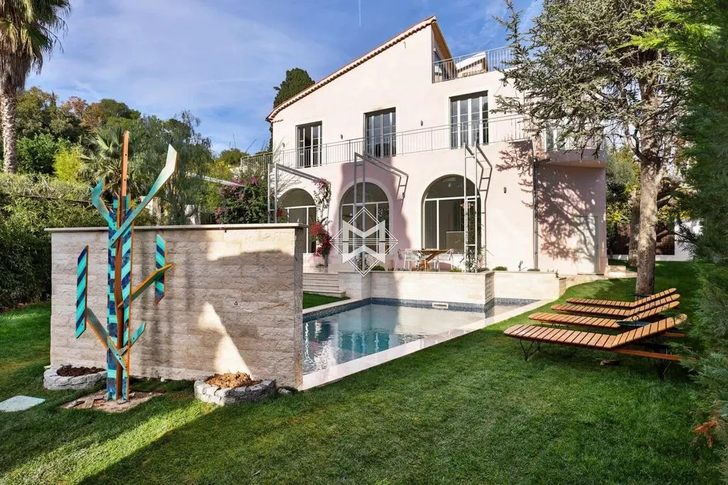 Villa 262m² in Italy, Arma di Taja. Priced at 5900000€ rent photo-1